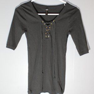 The Tee Shop Womens Small Lace up V neck Top